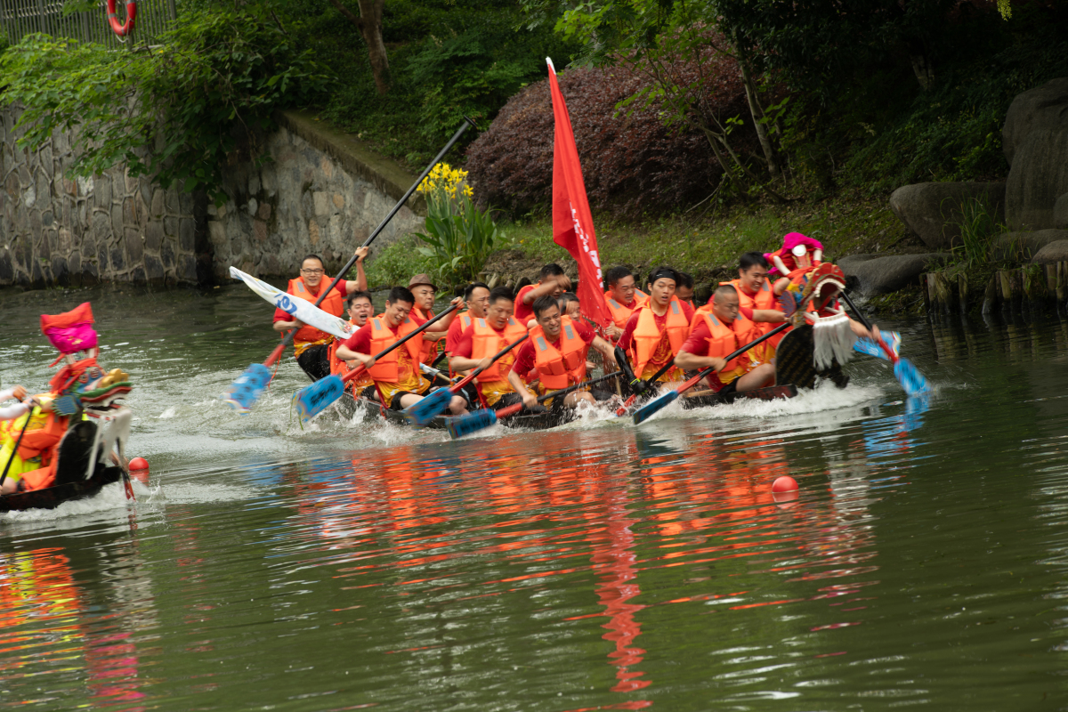 陈佩斯邀60岁以上老朋友十元观影,重拾旧日时光,共赏银幕经典 陈佩斯邀60岁以上老朋友十元观影,重拾旧日时光,共赏银幕经典