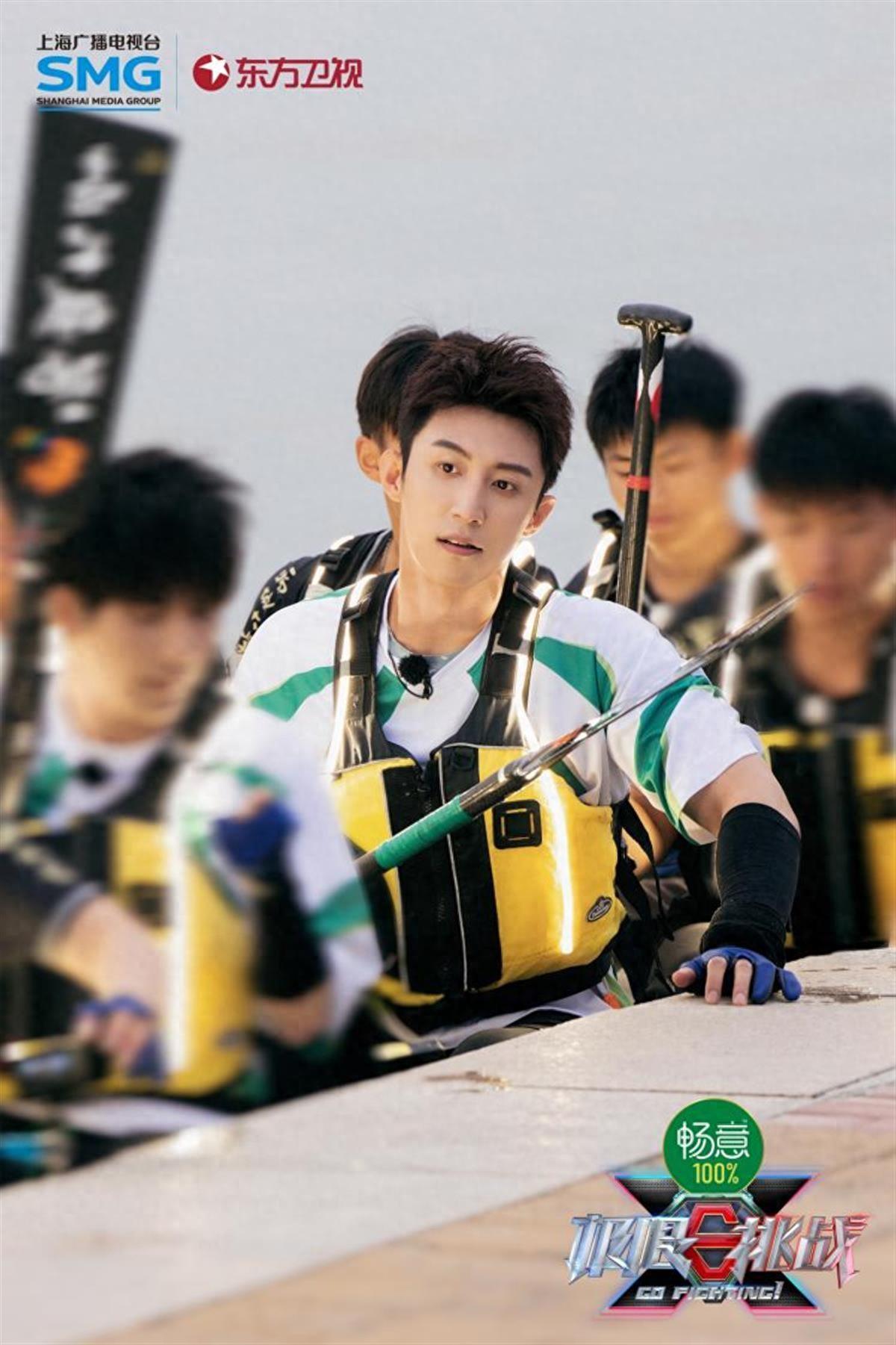 侃爷上海演唱会迟到，观众喊退票