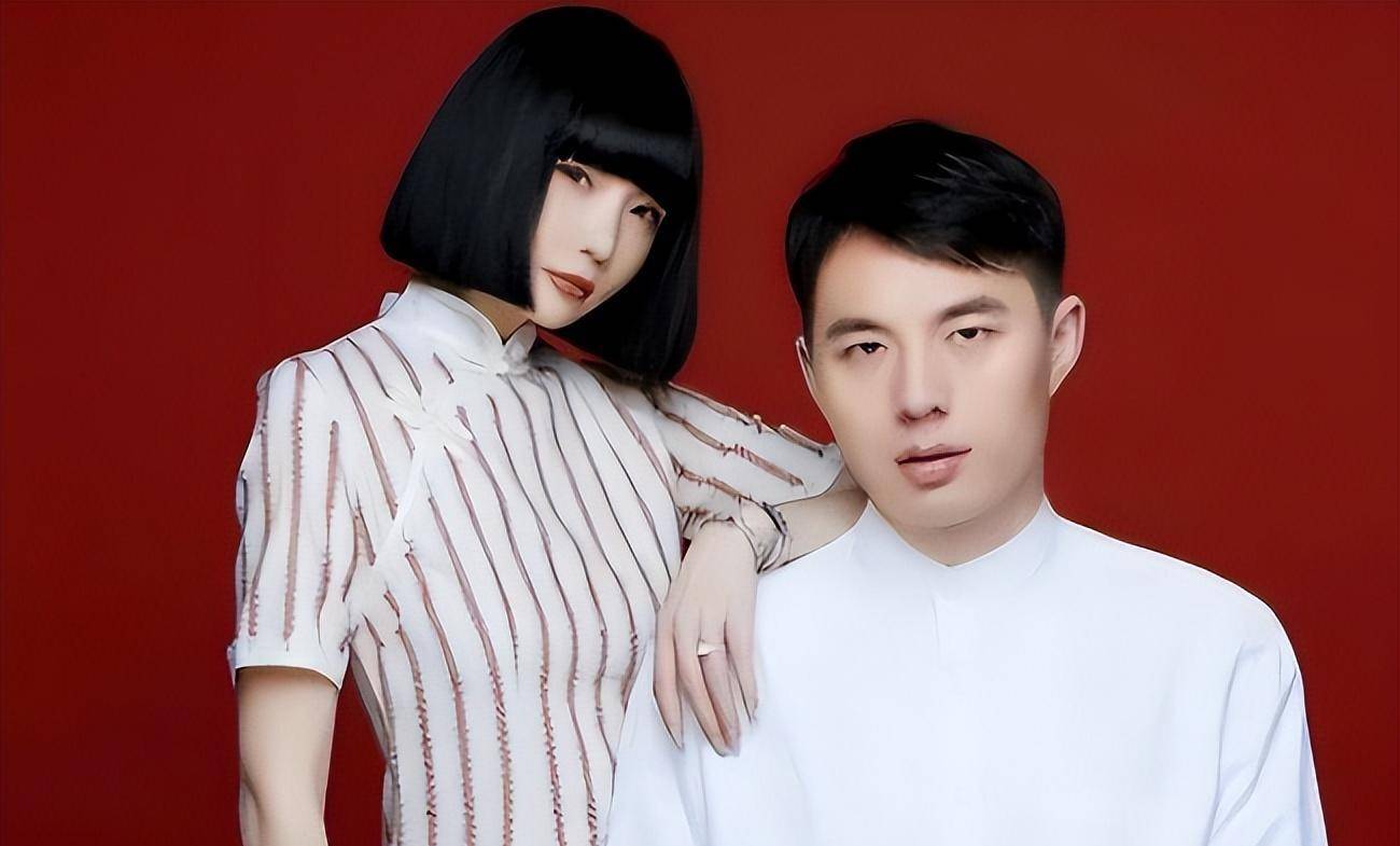 博主B太夜爬泰山,被挑山工触动的瞬间-博主B太夜爬泰山被挑山工触动